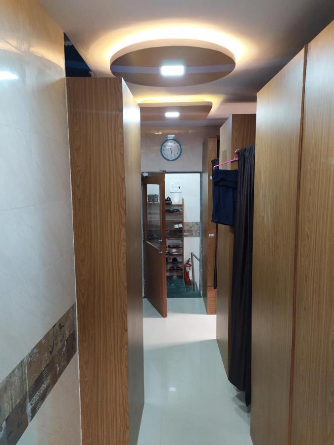 Super Dormitory Ac Deluxe Mumbai Exterior foto